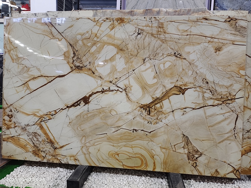 Spiderman Quartzite